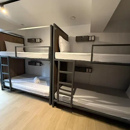 Acasa Apartments